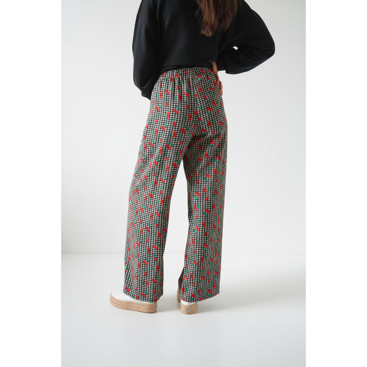 Pantalon fluide viscose imprimé noir vichy imprimé cerise, WE ARE JOLIES