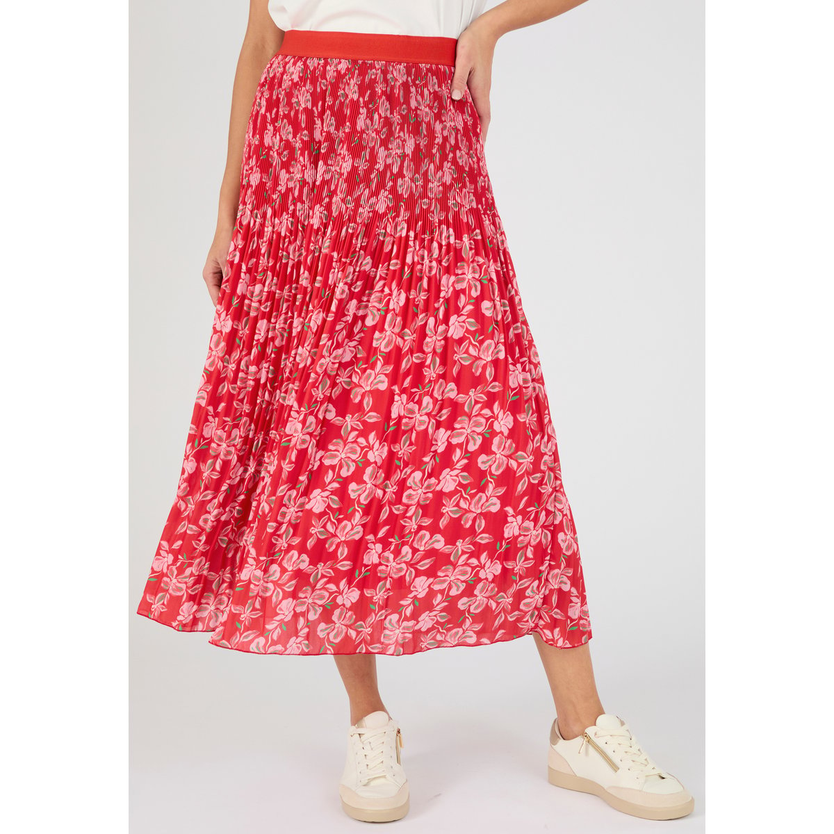 Jupe en voile, plissé irrégulier rouge fleuri, DAMART