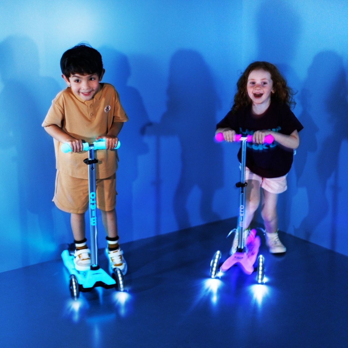 Mini Micro Deluxe Glow LED - rose, MICRO MOBILITY