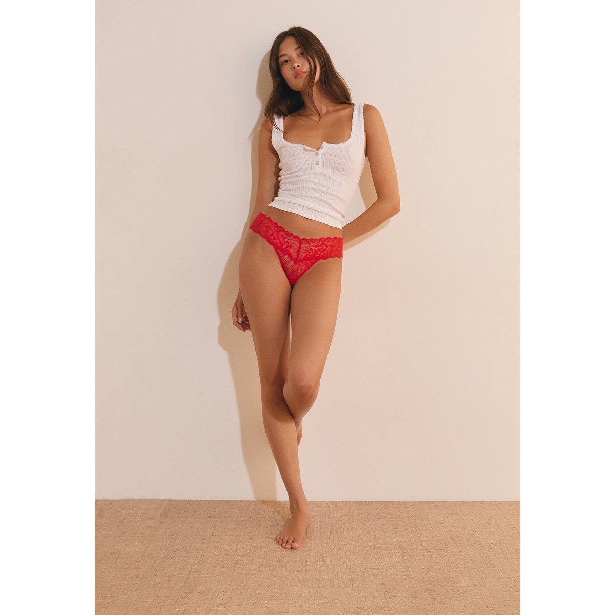 Tanga en dentelle SWEET rouge, ETAM