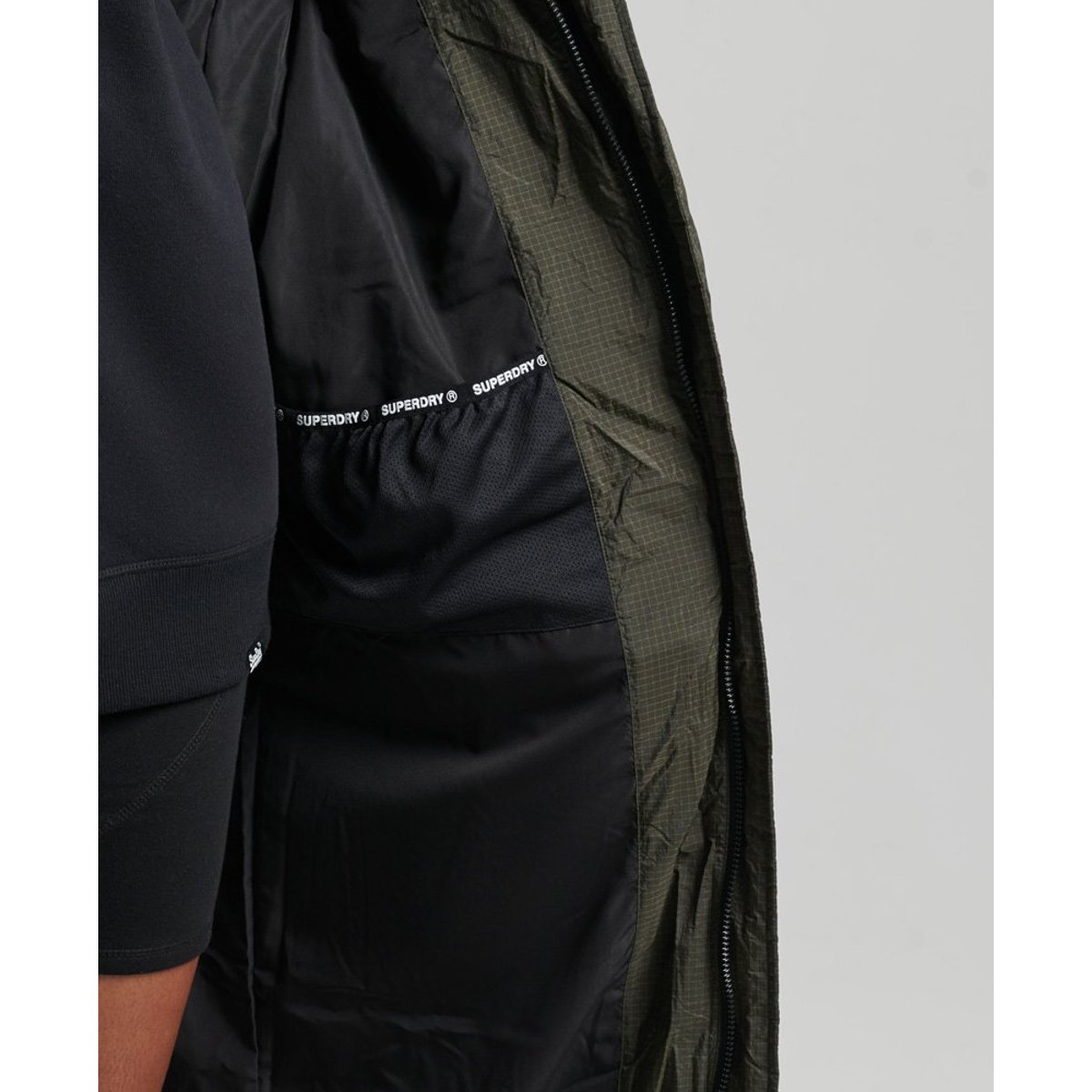 Gilet à capuche long sans manches Ripstop kaki quadrillé, SUPERDRY