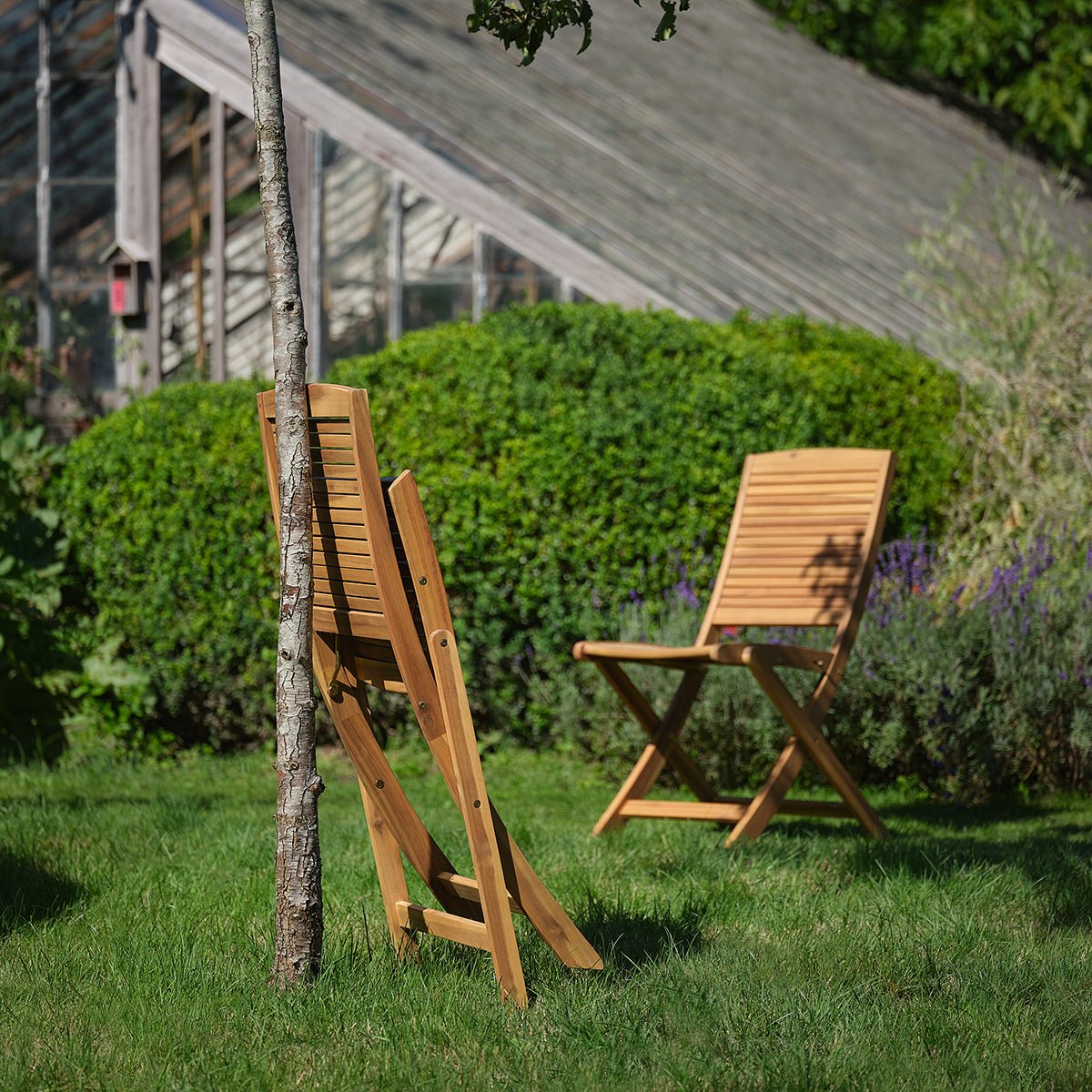 Lot de 2 chaises de jardin pliantes en acacia massif MILOS naturel, BERAH GETAH