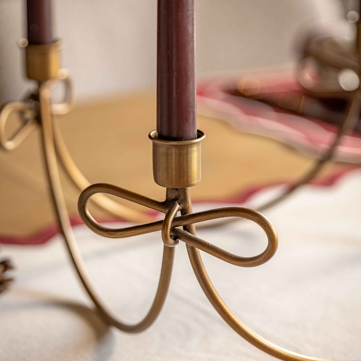 Heritage Bow Candle Holder in Gold gold-coloured, ÉDITÉ