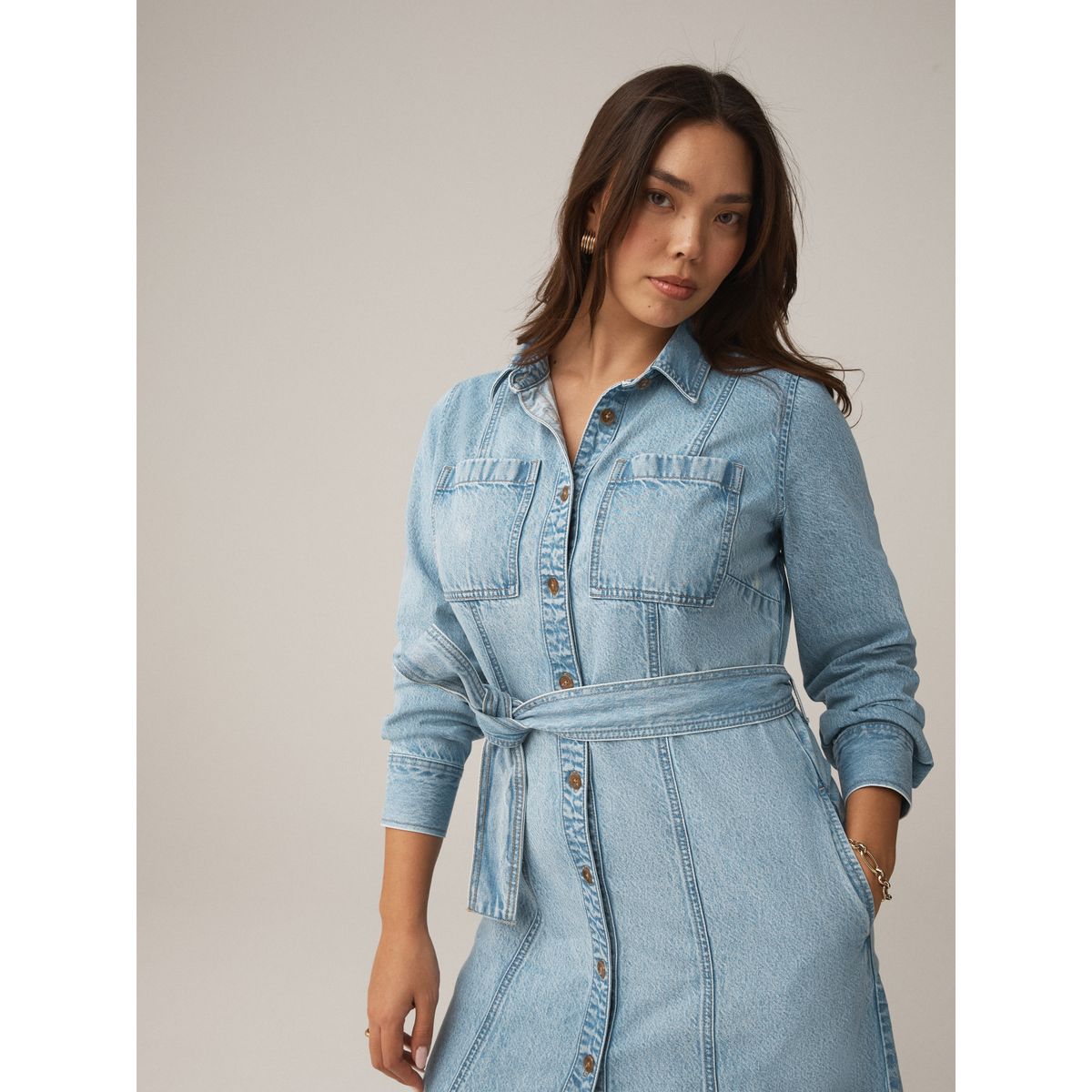 Robe chemise mi-longue en denim bleach blue, NEXT