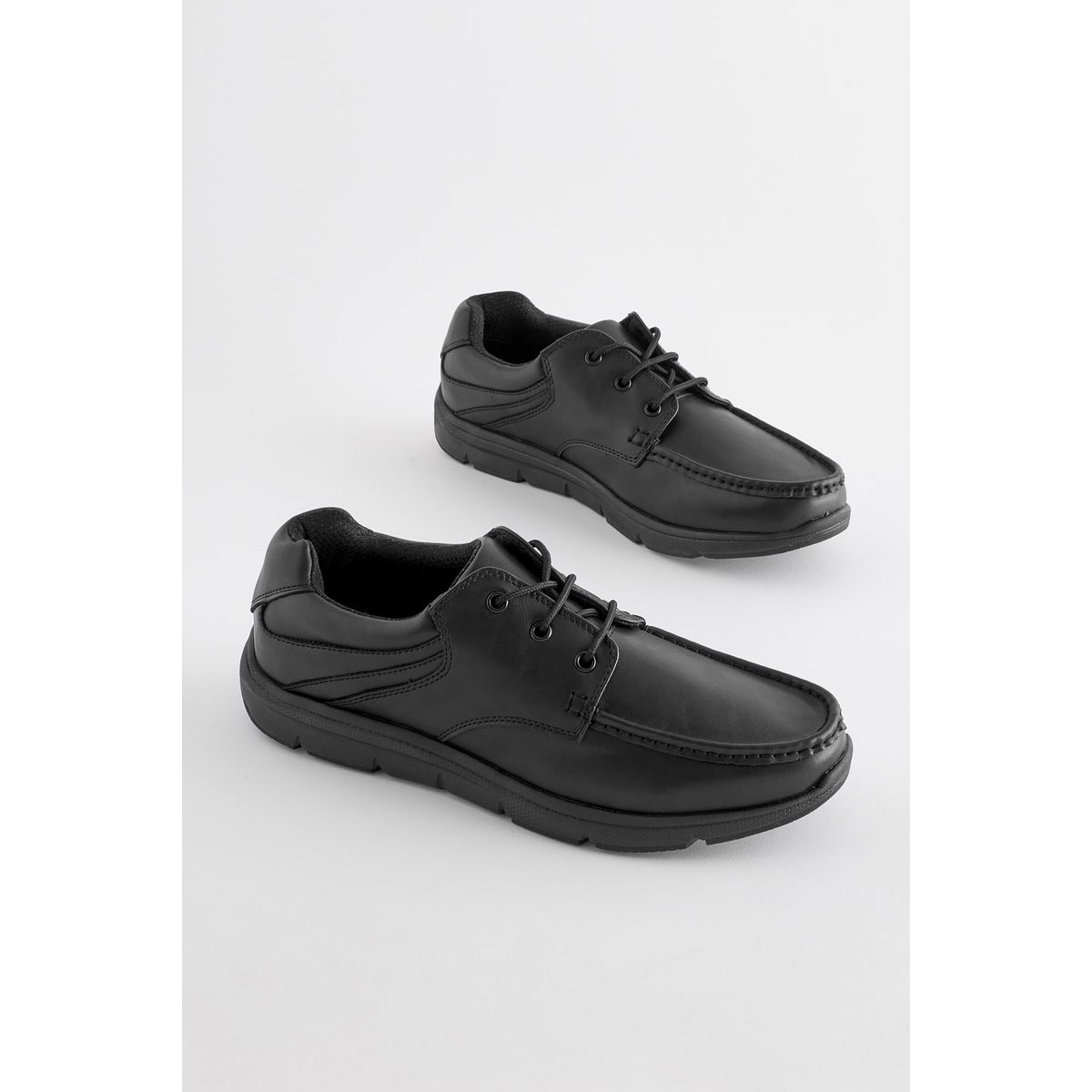 Chaussures à plastron noir, NEXT