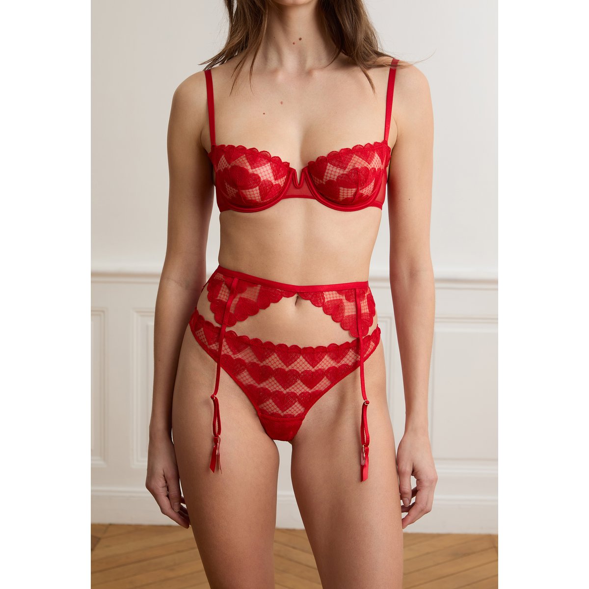 Porte-jarretelles en broderie cœurs DESIR rouge, ETAM