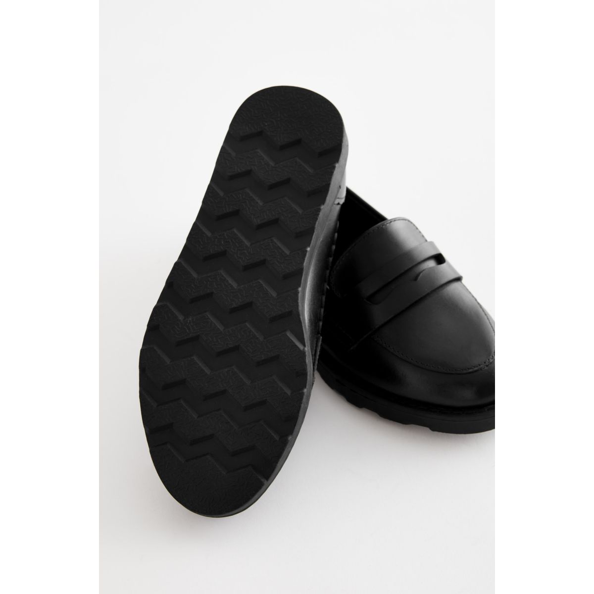 Mocassins d'école noir mat, NEXT
