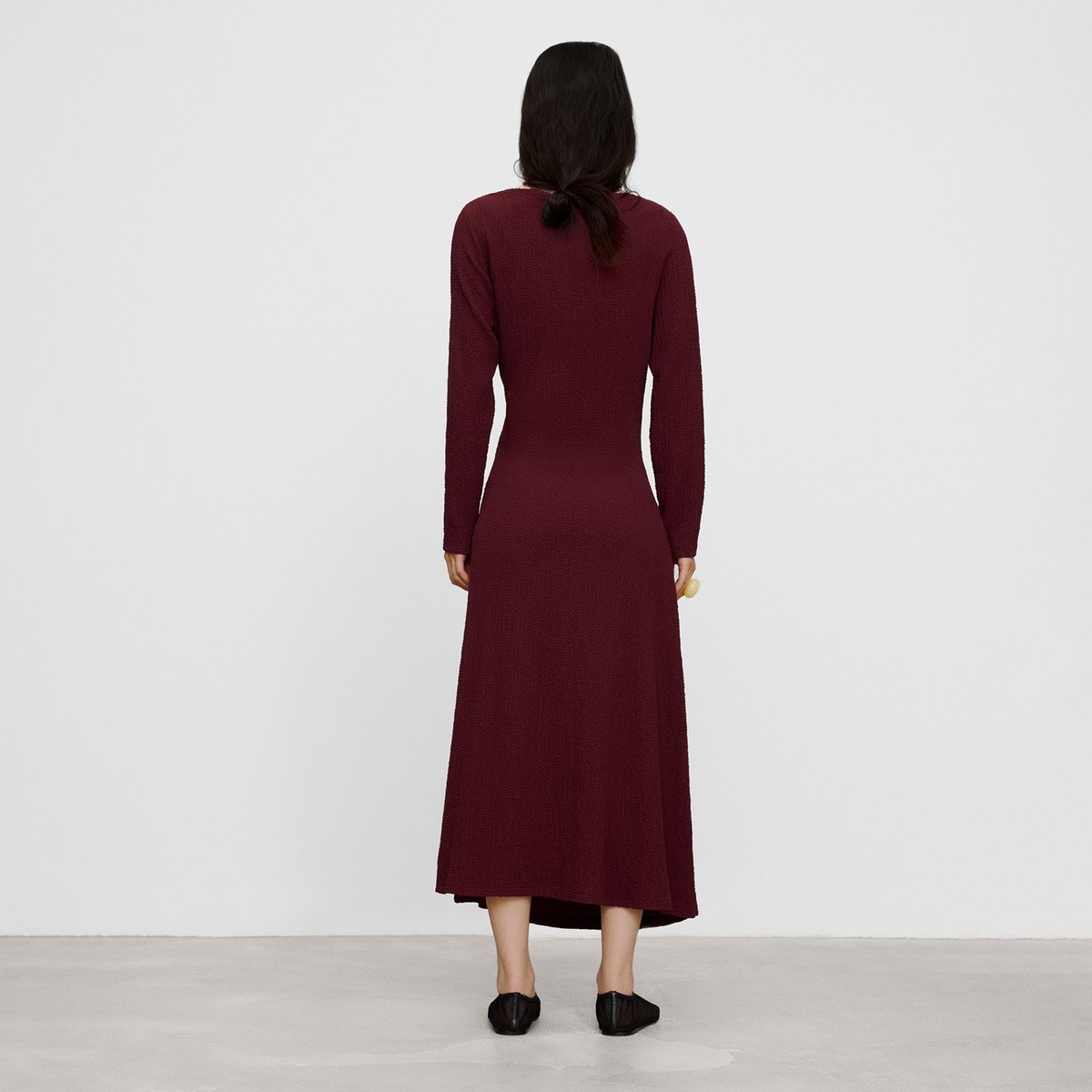 Robe ajustée bouclée à encolure bateau prune, ADOLFO DOMINGUEZ