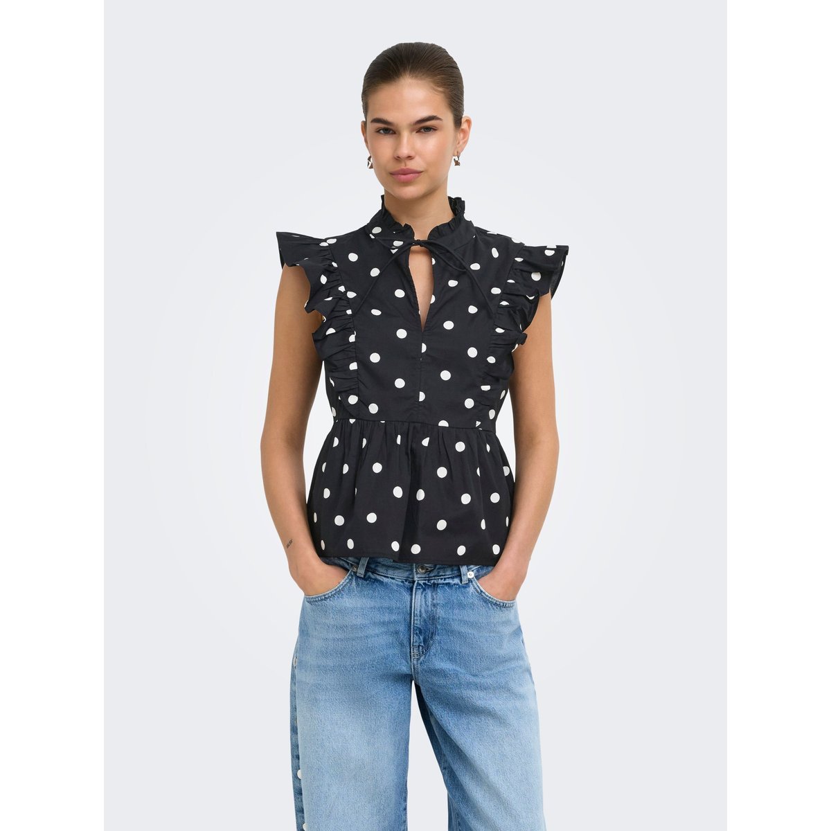 Top black 1, ONLY
