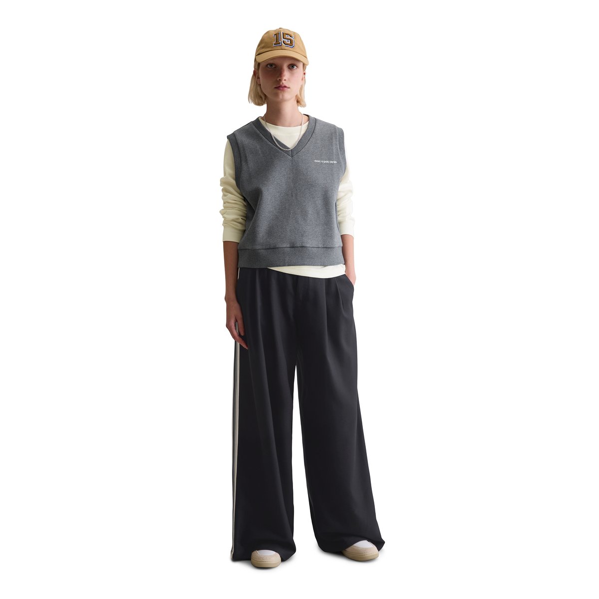 Pull-over en sweat style collège regular avec intérieur moelleux et gratté gris, MARC O’POLO DENIM