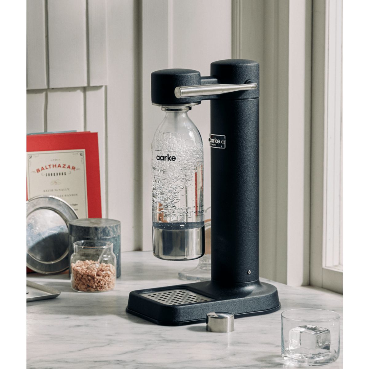 Machine à soda Pack Carbonator 3 Noir mat + CO2 couleur unique, AARKE