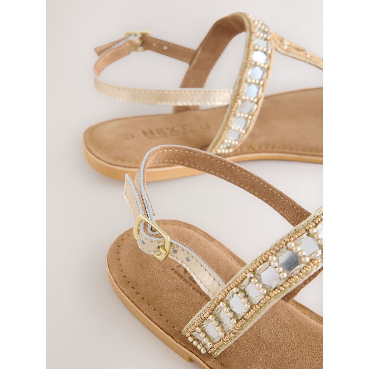 Sandales à entredoigt forever comfort® cuir doré, NEXT