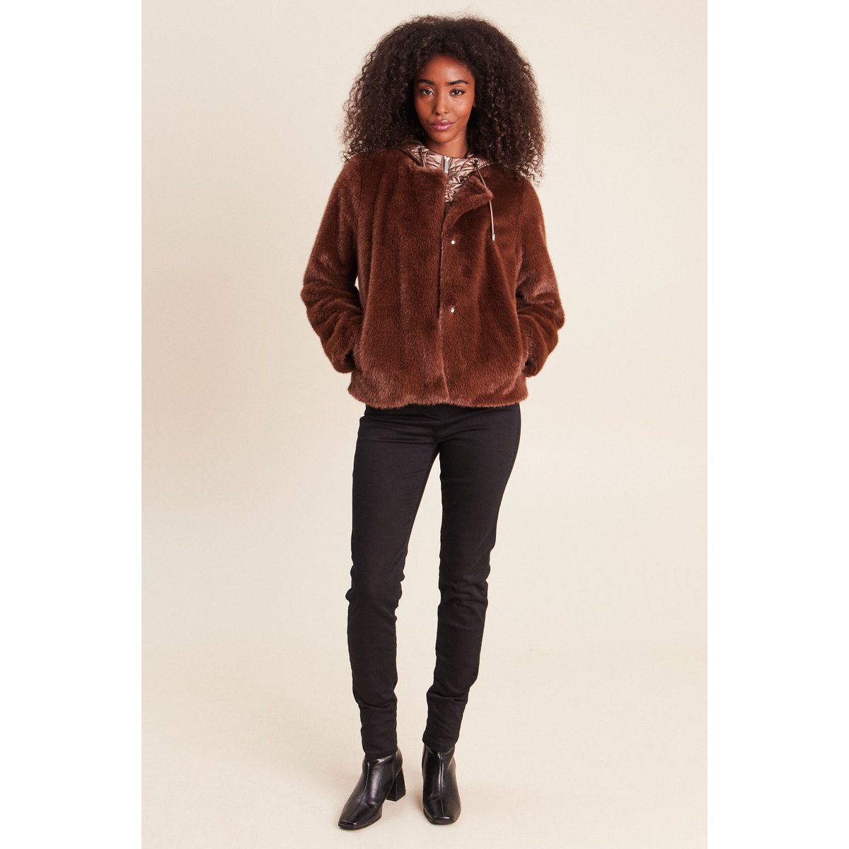 Manteau à capuche marron foncé, BREAL