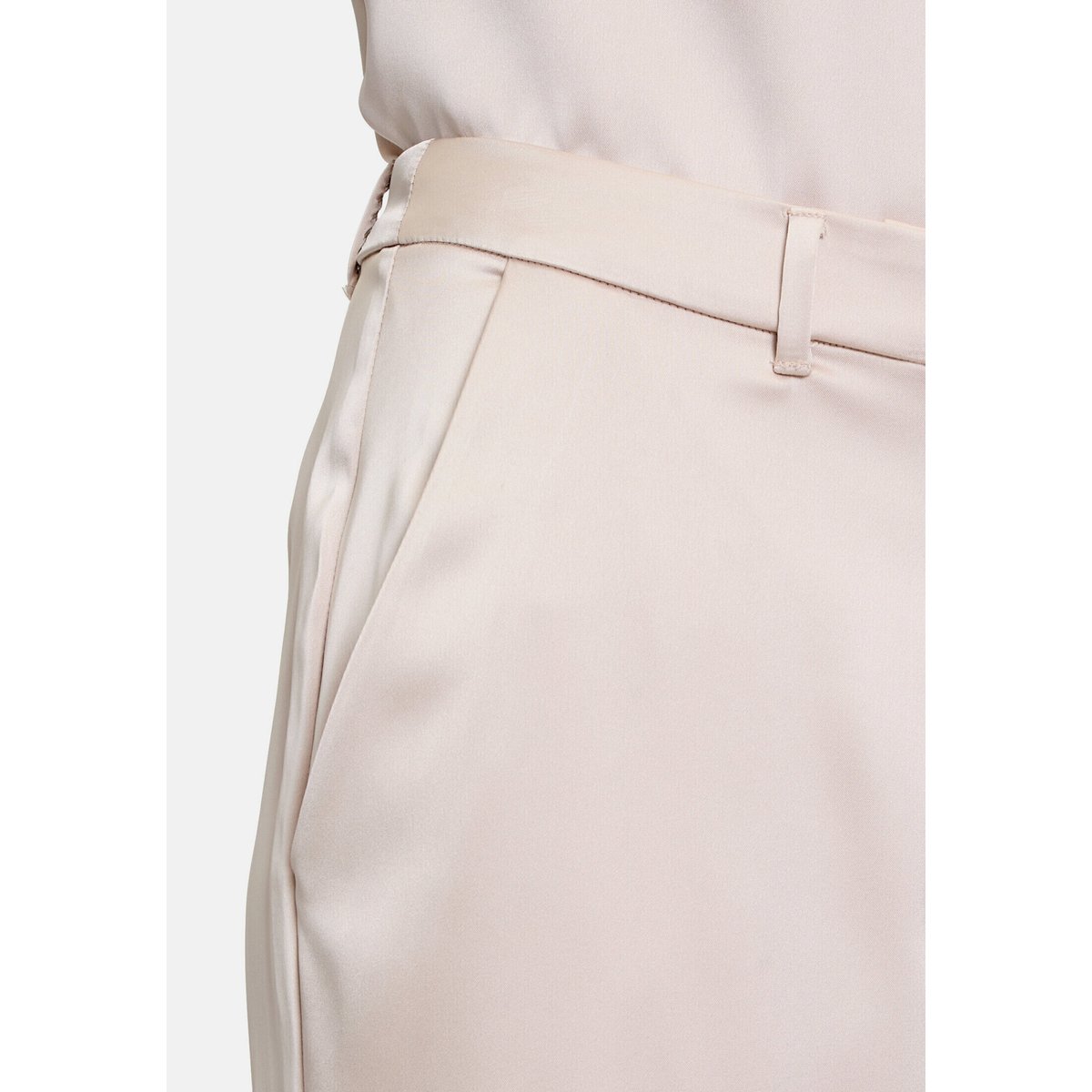 Pantalon de tailleur à effet brillant gris, BETTY & CO