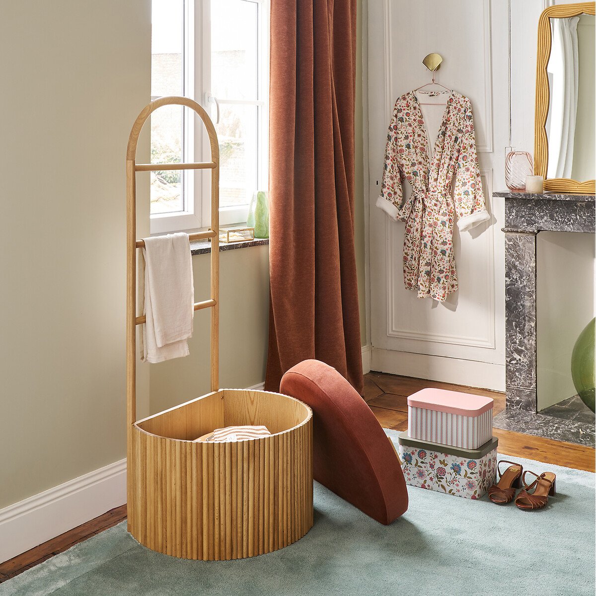 Cabide com espaço de arrumação, Tindy plaqué chêne / terracotta, LA REDOUTE INTERIEURS