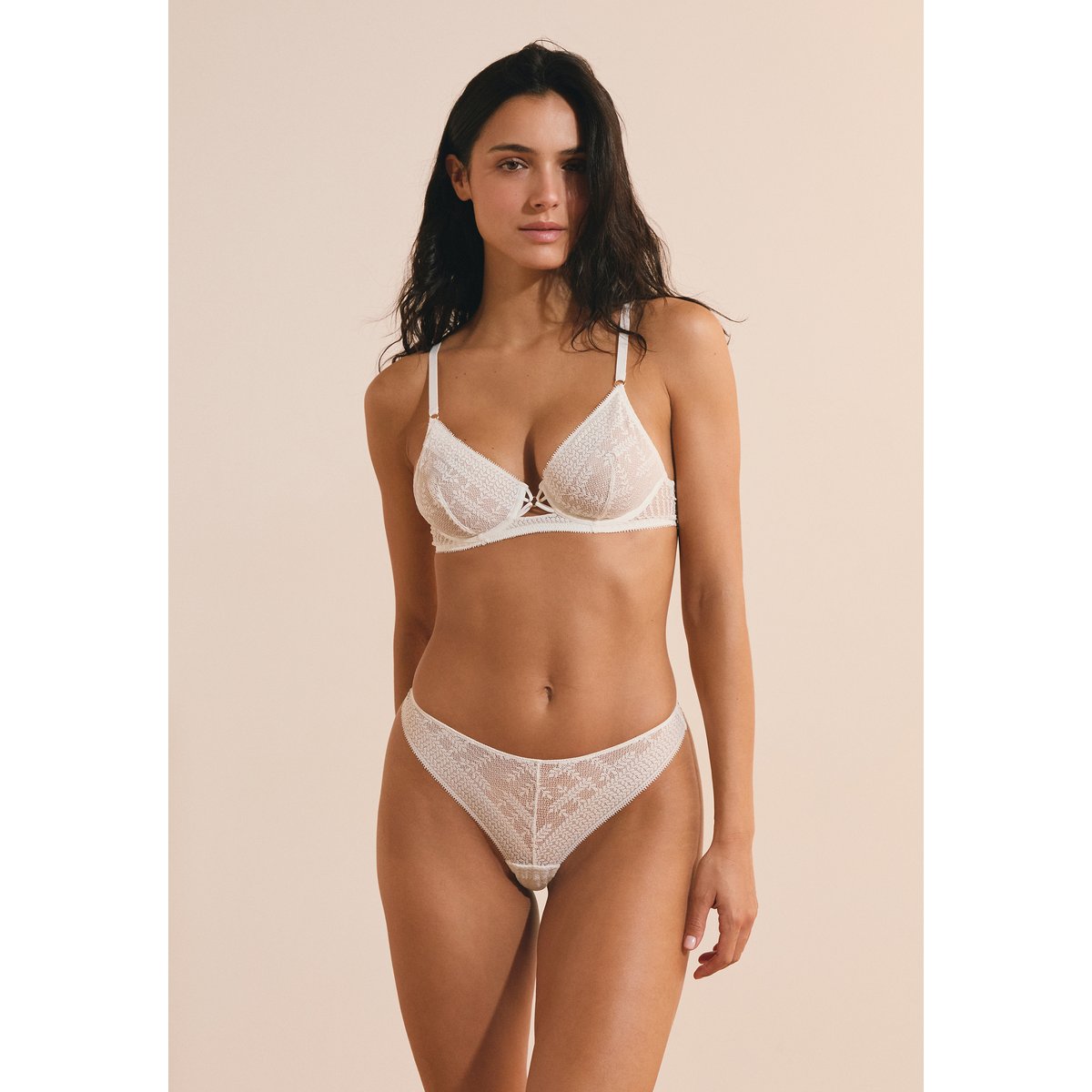Soutien-gorge classique en dentelle OASIS ecru, ETAM