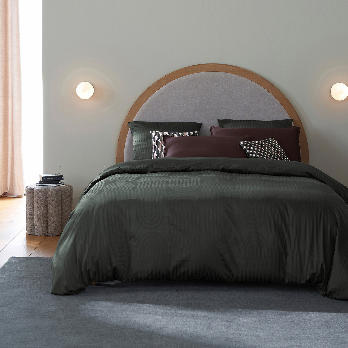 Pouf en bouclette, JUSTYNA taupe, LA REDOUTE INTERIEURS