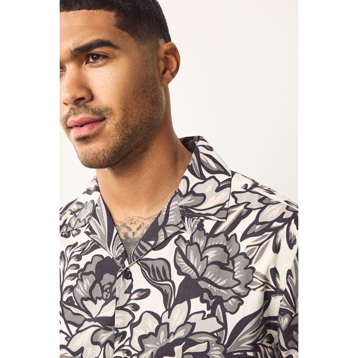 Chemise manches courtes à imprimé floral monochrome, NEXT