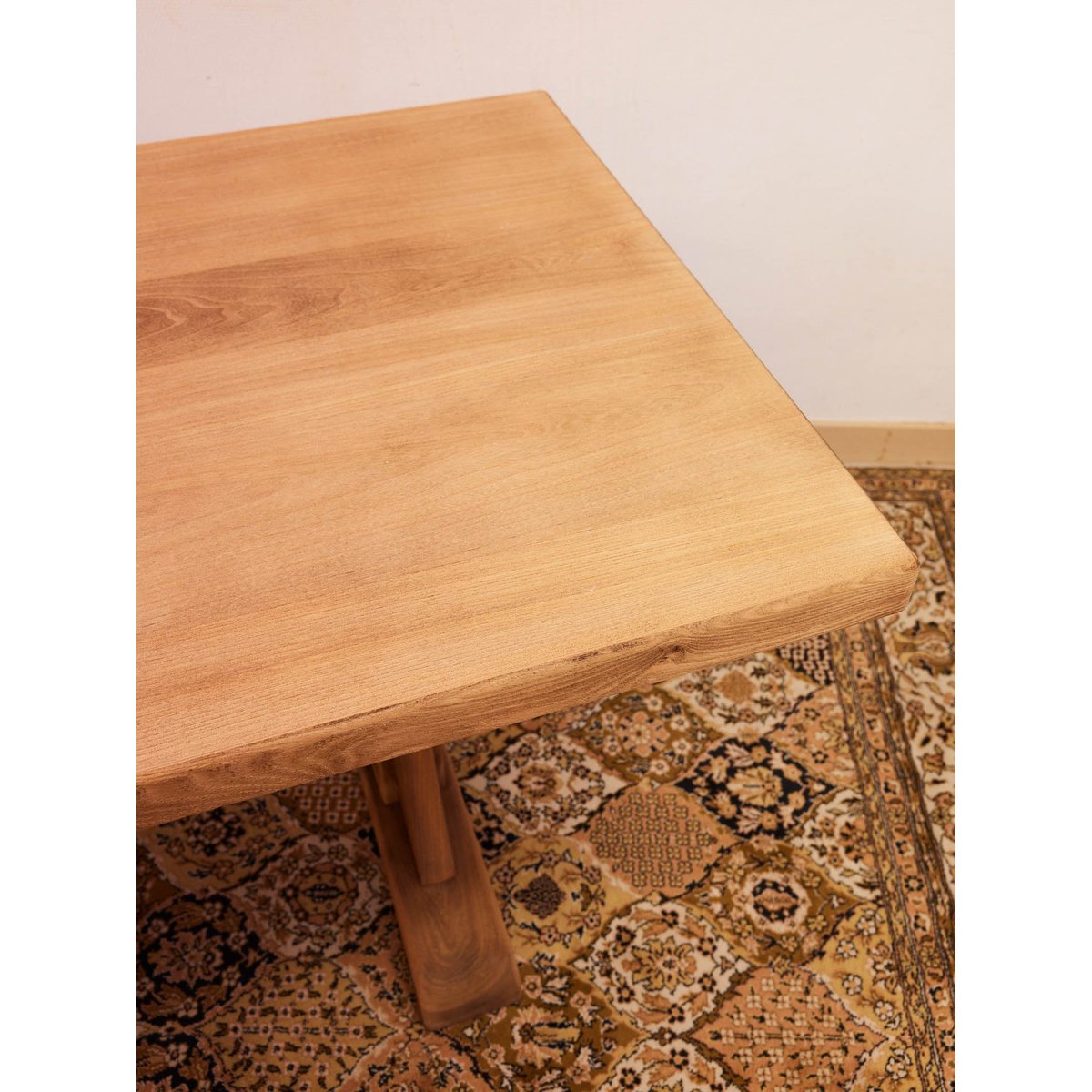 Grande table à manger en bois massif et sablé Romy N°1507 - Bon état bois clair, DEBONGOUT