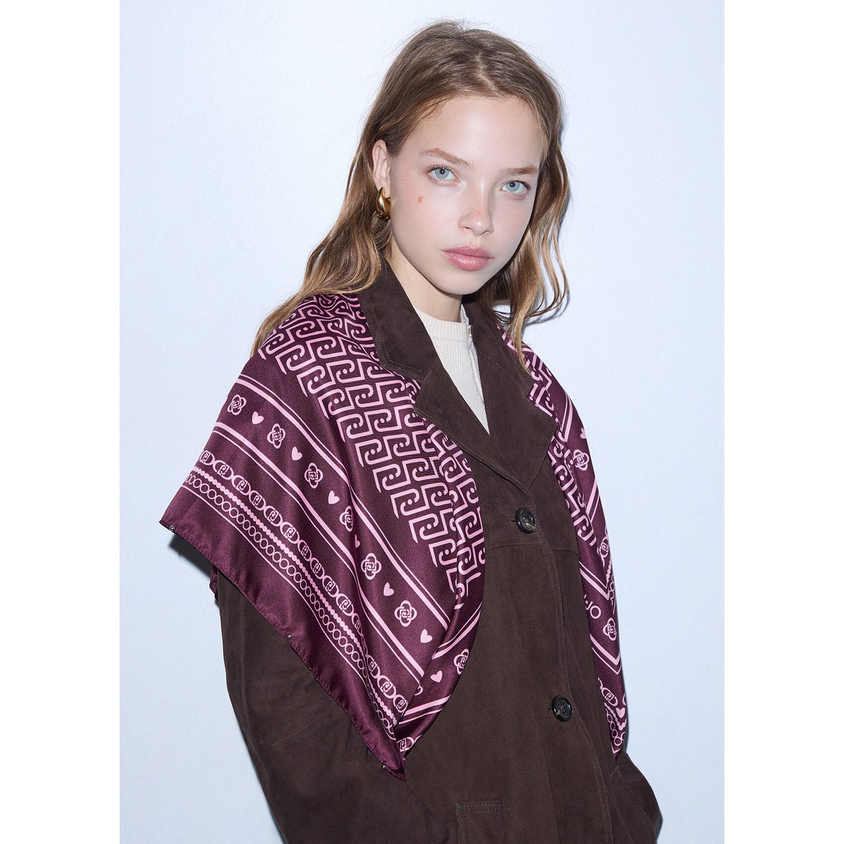 Grand Foulard avec Logo Monogramme aubergine, LIU JO