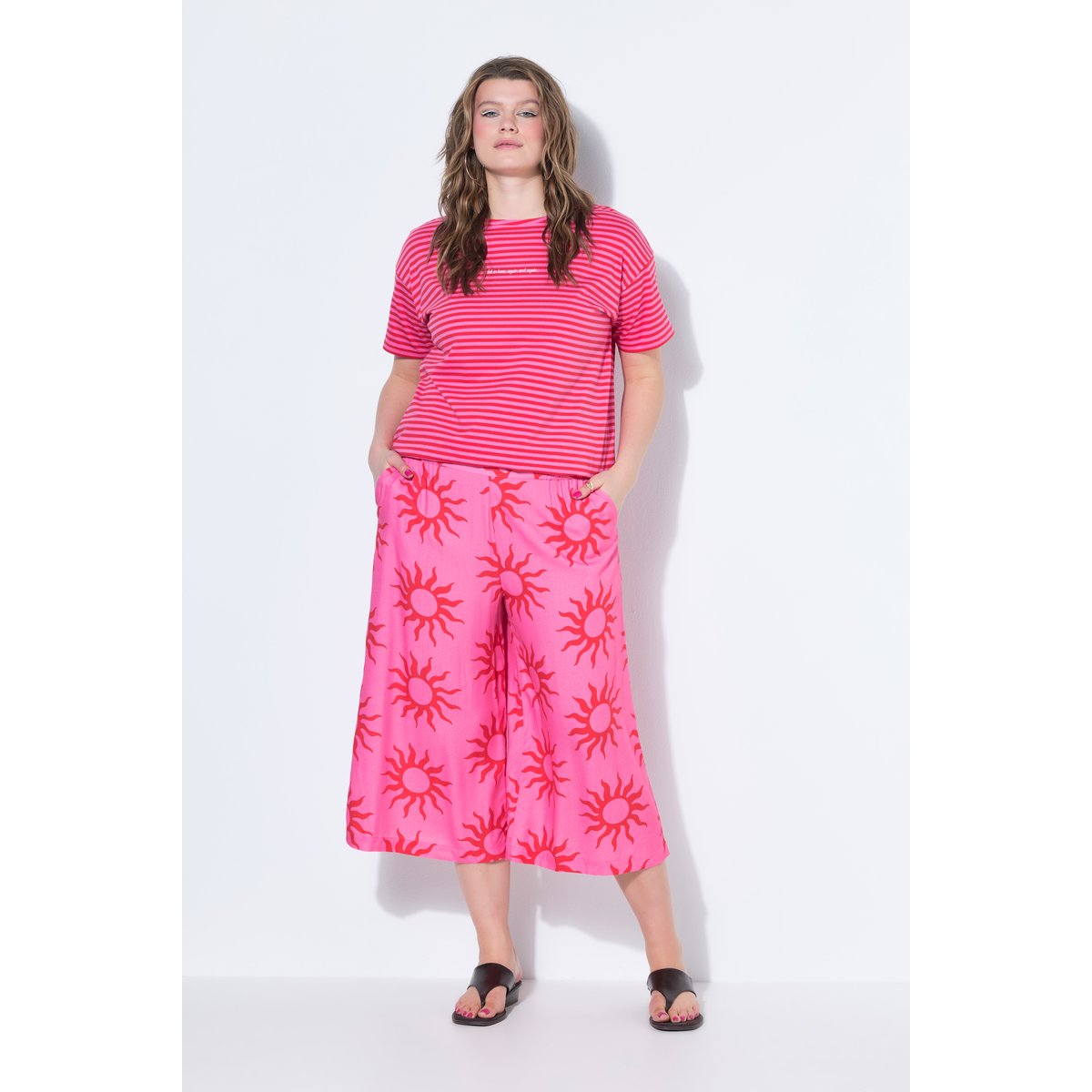Pantacourt jambes très larges, taille haute rose vif, STUDIO UNTOLD