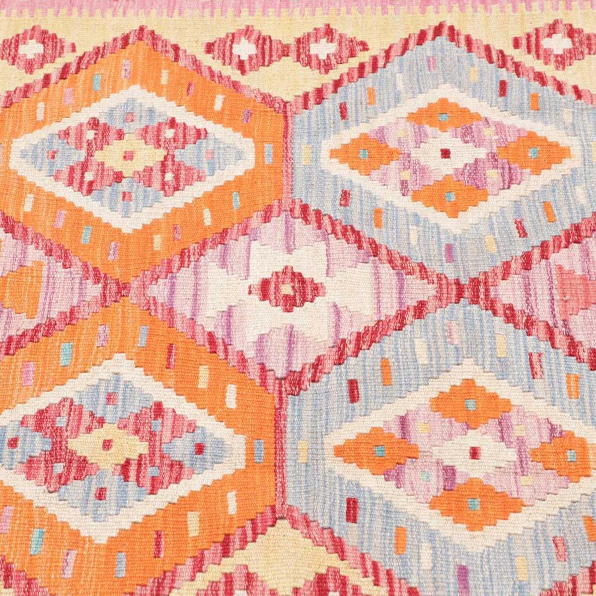 Tapis kilim, motif géométrique, tissé plat en laine naturelle rose, bleu, orange, UN AMOUR DE TAPIS