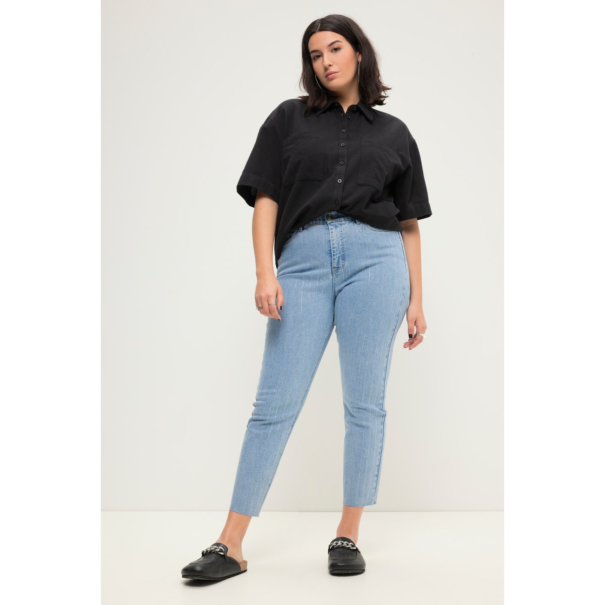 Jean mom coupe 5 poches taille haute bleu clair, STUDIO UNTOLD
