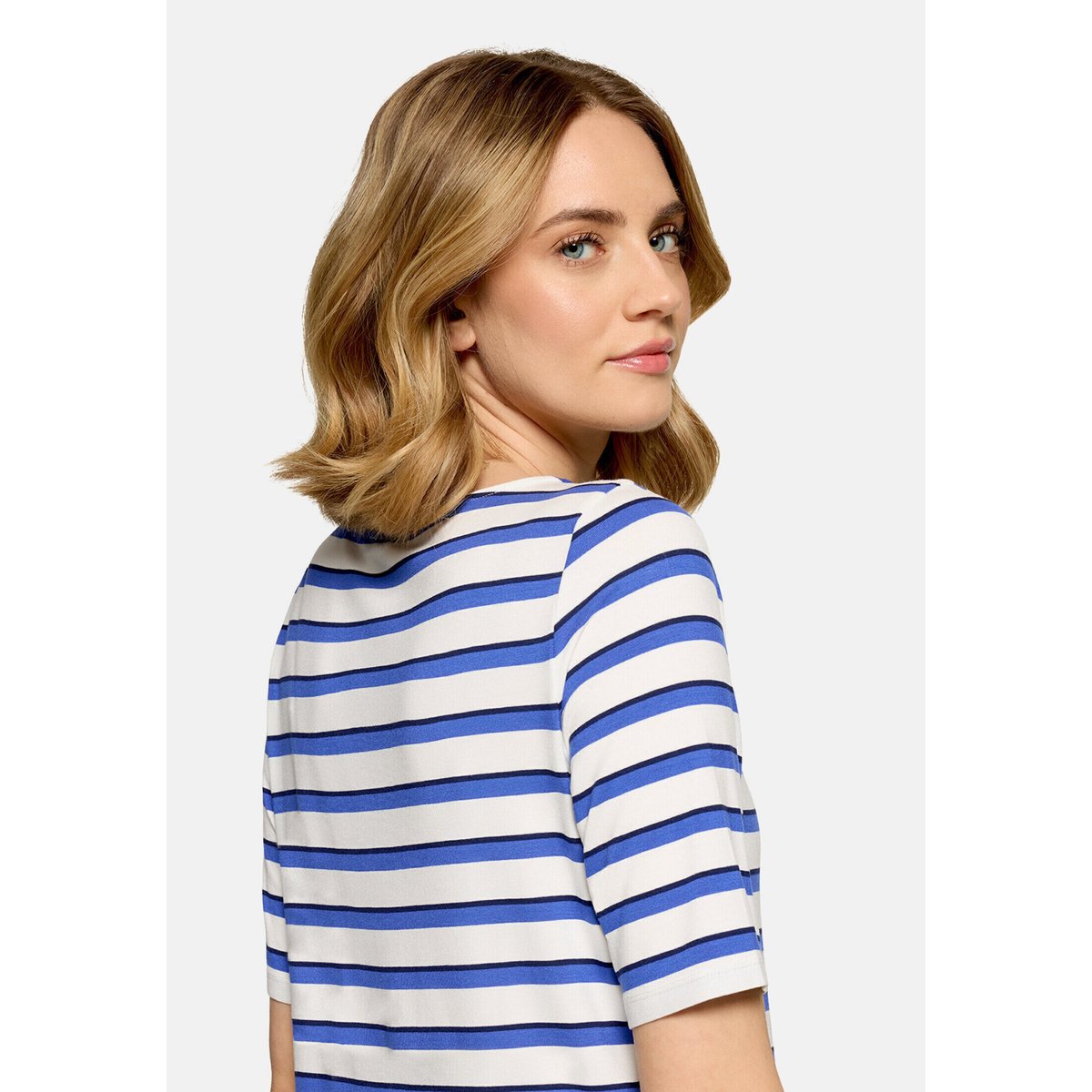 T-shirt à rainures à encolure bateau blanc/bleu, BETTY BARCLAY