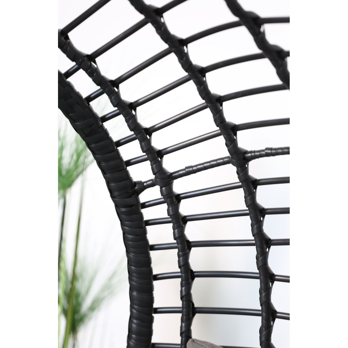 Fauteuil suspendu 2 places en résine SOUTH BEACH noir, PIER IMPORT
