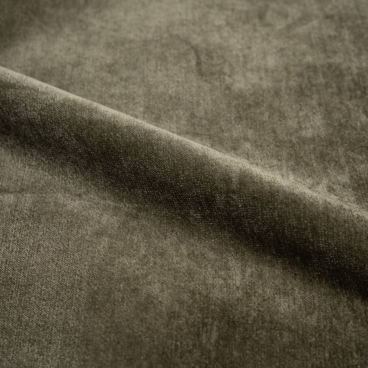 Lit coffre 160x200 cm en tissu déhoussable - SAFIA vert olive, MAISON PAVANE