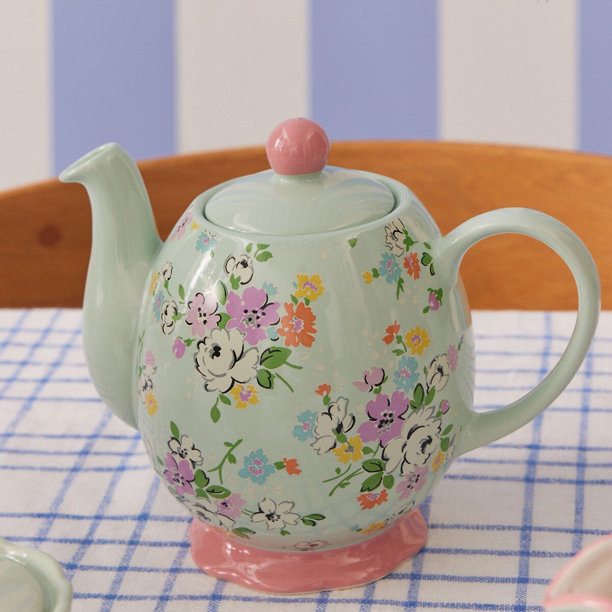 900ml Feels Like Home Teapot green, CATH KIDSTON