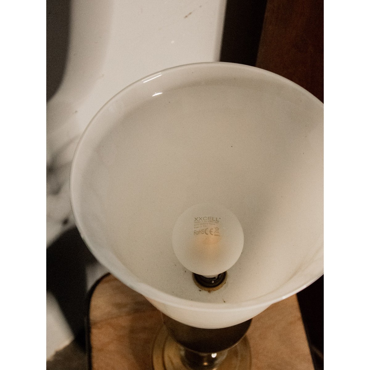 Lampe à poser en métal doré Julia N°604 - Bon état doré, DEBONGOUT