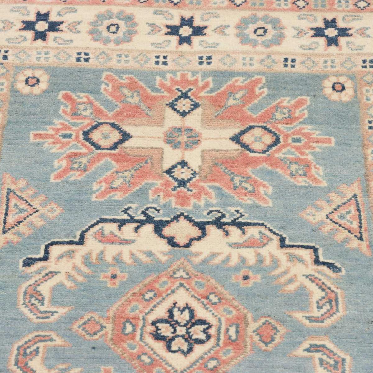 Tapis salon traditionnel, noué main en laine, KAZAK CO 55 bleu, crème, rose, UN AMOUR DE TAPIS