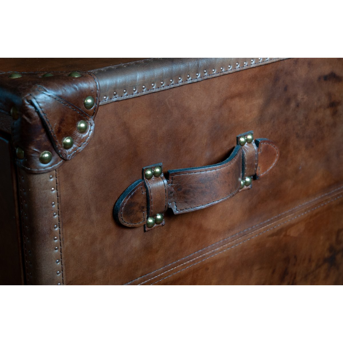 Table basse en cuir GOLDFIELD marron, PRODUIT INTERIEUR BRUT