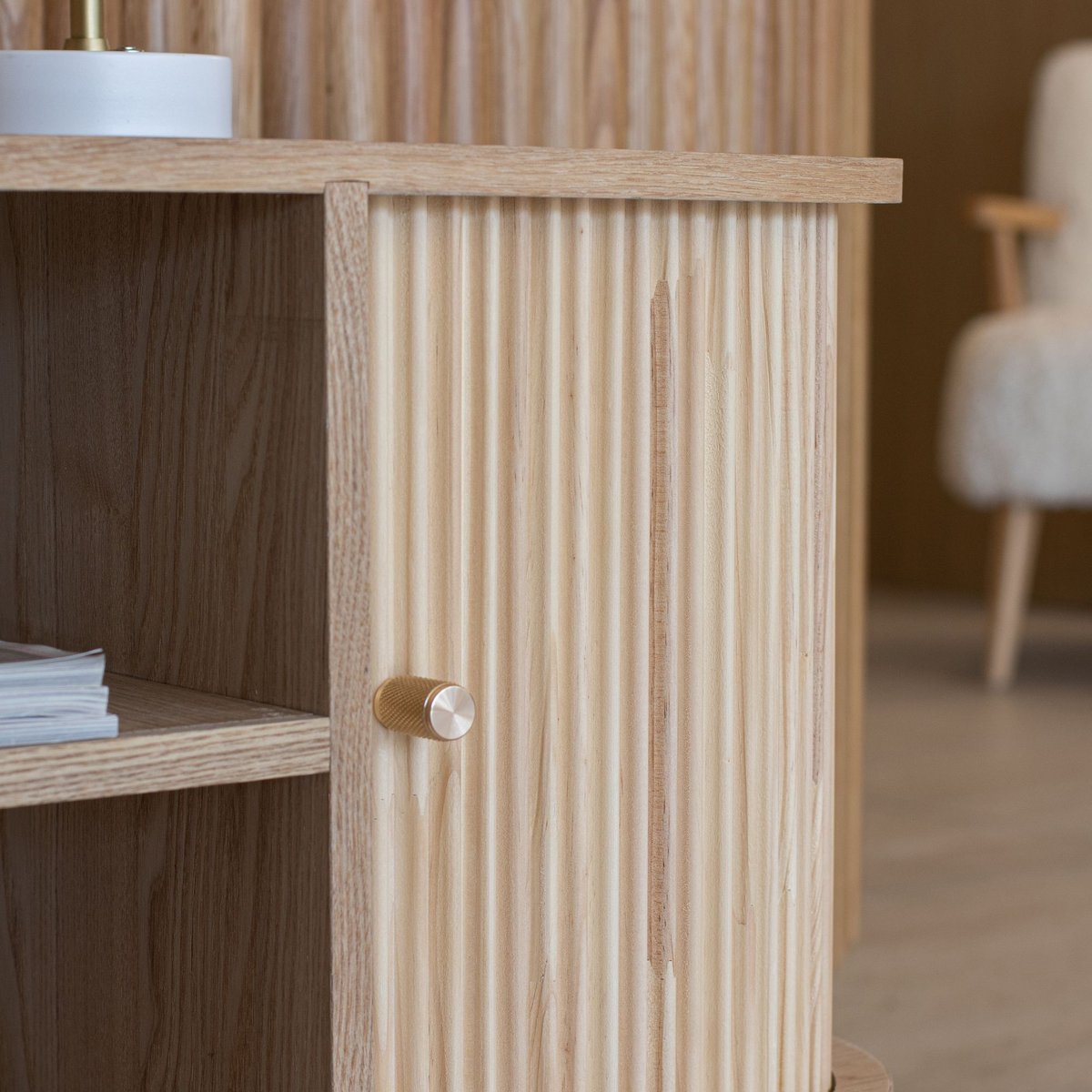 Meuble télévision en bois clair avec portes coulissantes, HECTOR naturel, NOW'S HOME