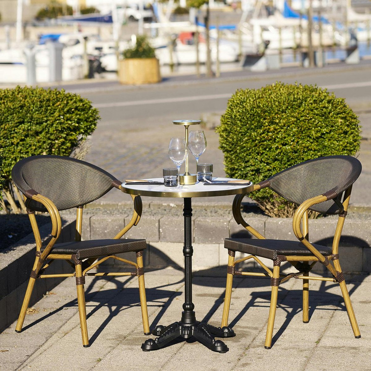 Chaise bistrot en textilène brun et bambou (lot de 2) marron, PIER IMPORT