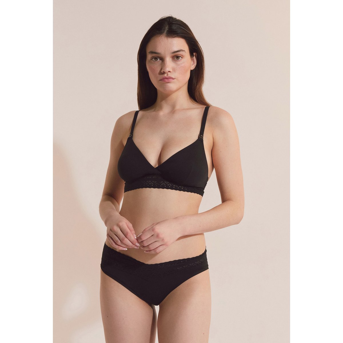 Soutien-gorge N.8 - Le triangle sans armatures de maternité, clips d'allaitement MUMMY BELLY noir, ETAM