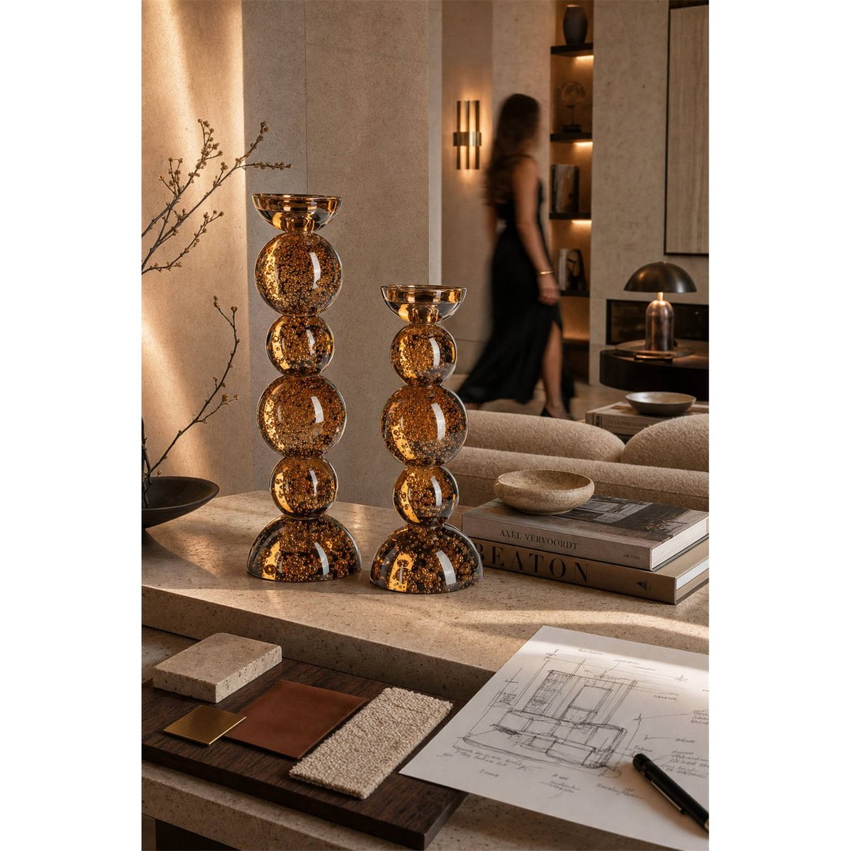 Bougeoir en verre sculptural brun ambré, RECOLLECTION
