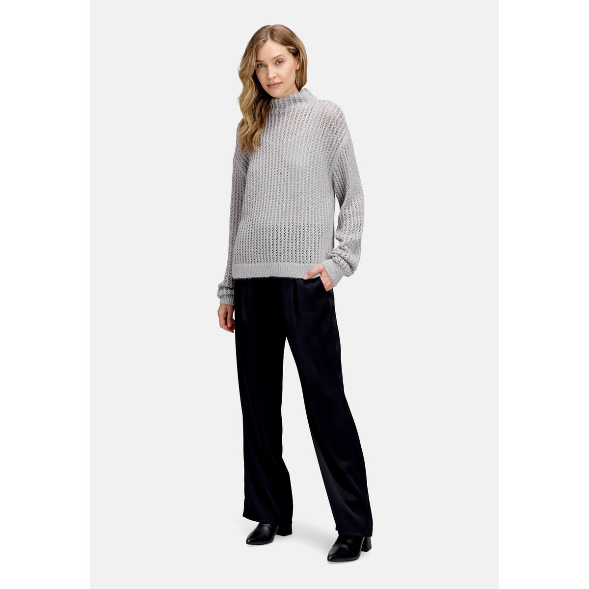 Pull-over en maille à col montant cloud grey, BETTY BARCLAY
