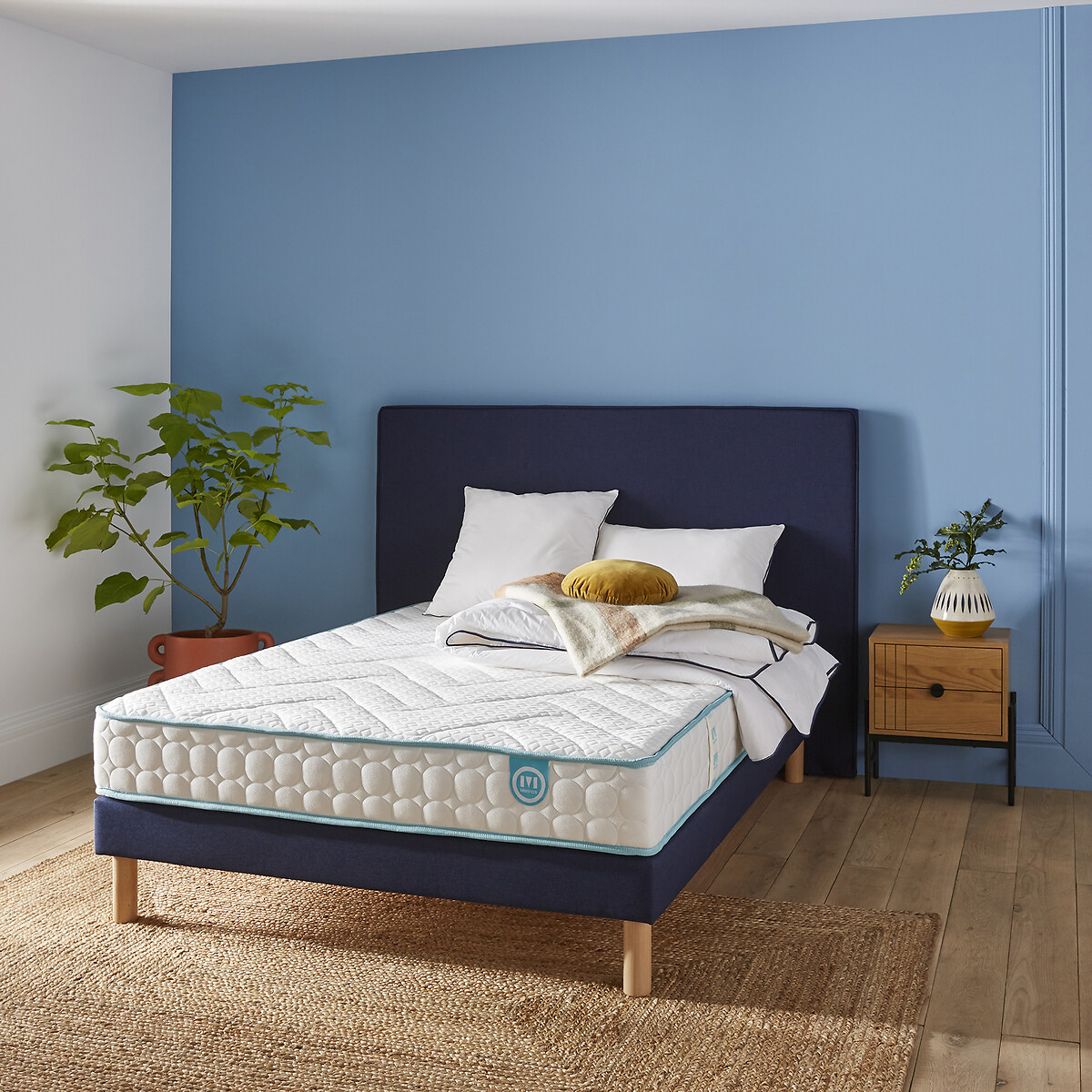 Schuimmatras, groot comfort+Visco Le Tout Tonique wit/blauw, MERINOS