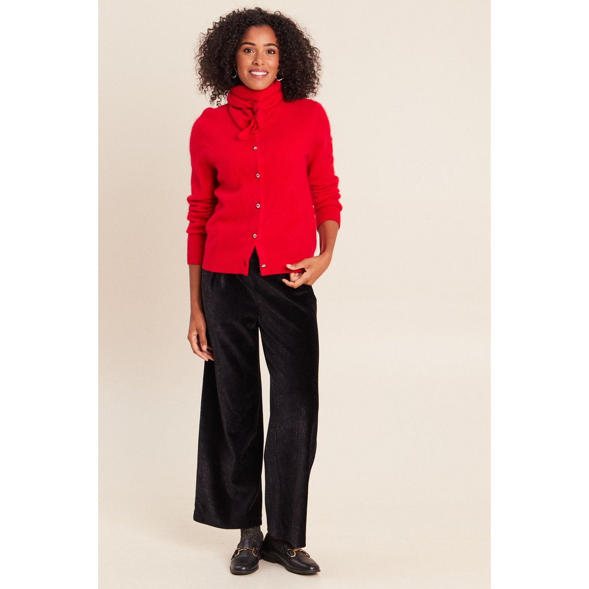 Gilet col rond rouge, BREAL