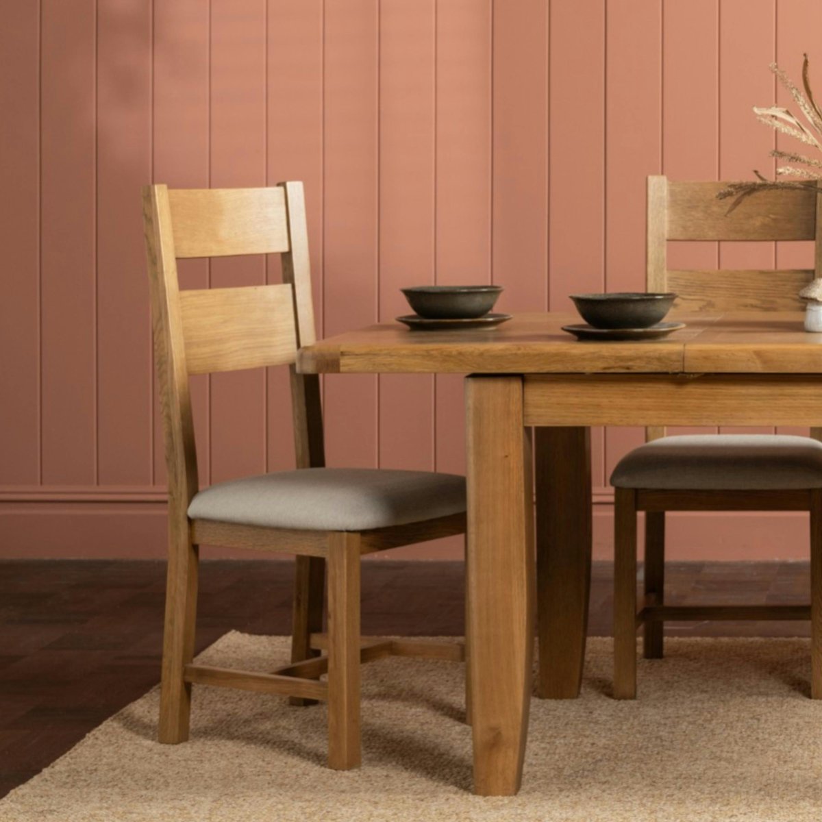 Chaise de salle à manger bois et tissu (lot de 2) VALMONT bois naturel, PIER IMPORT