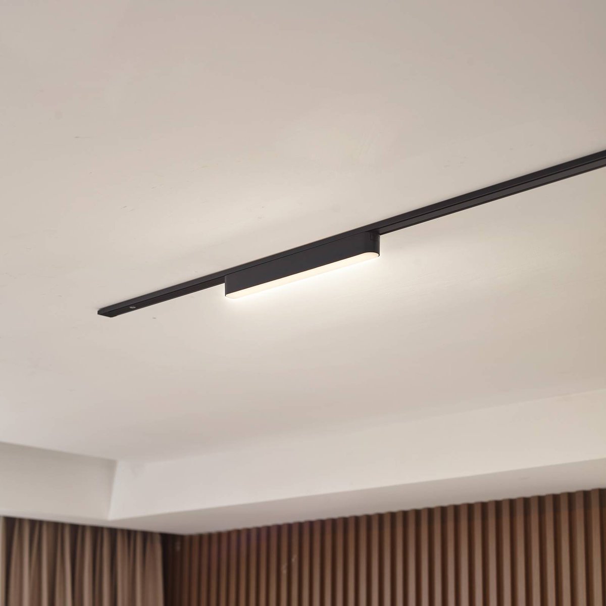 moderneLED, Lumaro 48V noir, LINDBY