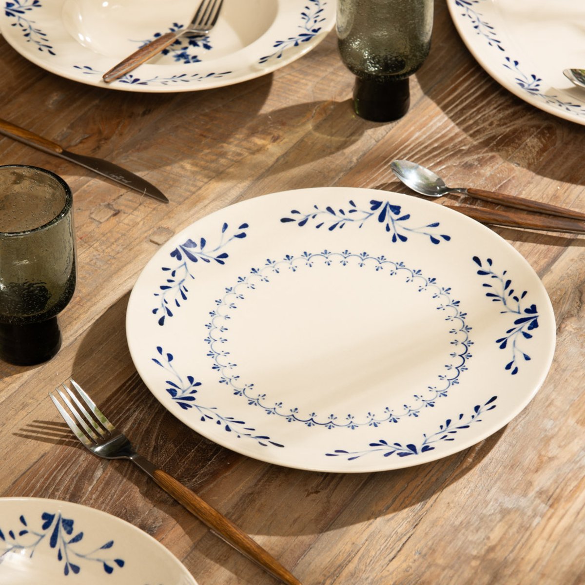 Assiette plate Appoline 27 cm (lot de 6) bleu, TABLE PASSION