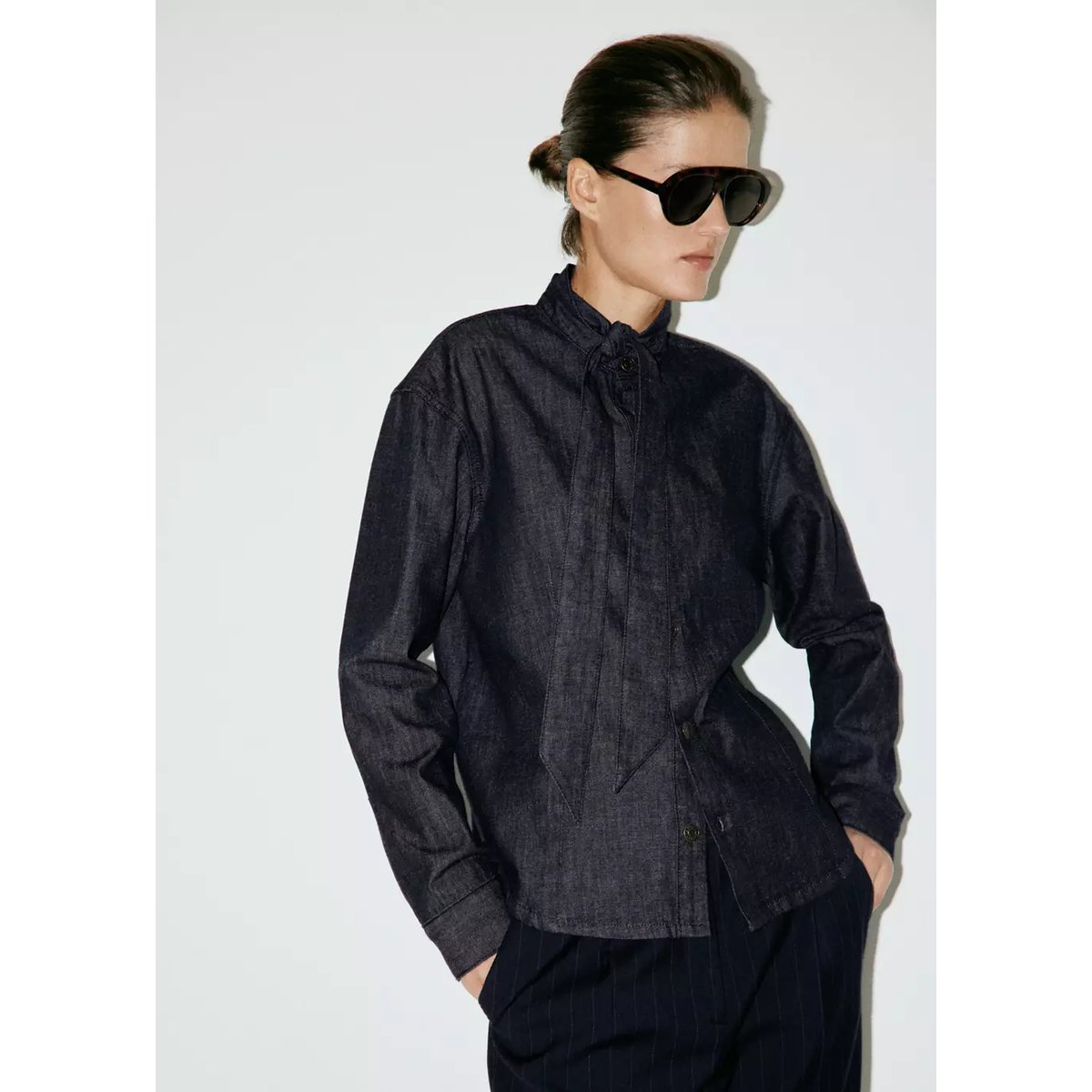 Chemise en jean nœud bleu, MANGO