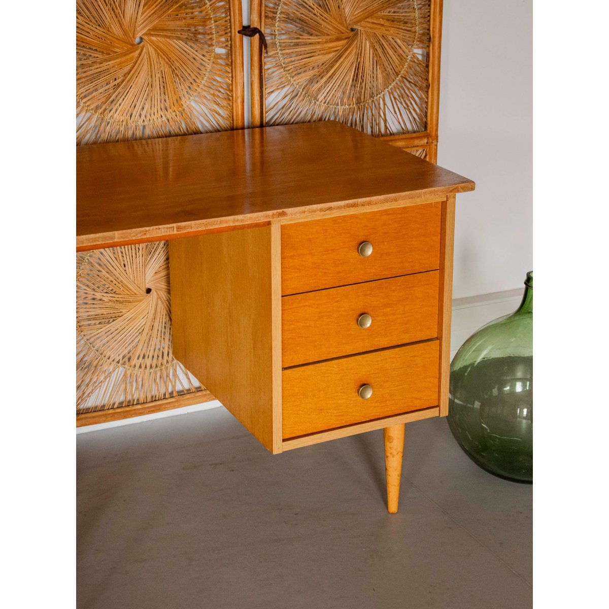 Bureau au style scandinave Yvan N°556 - Bon état bois clair, DEBONGOUT