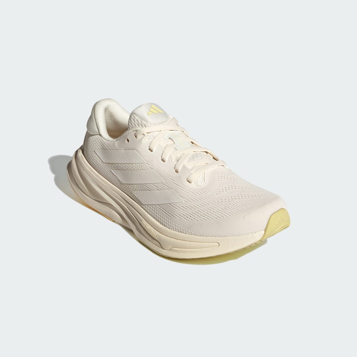 Chaussure De Running Supernova Solution 2.0 Chaussure De Running Supernova Solution 2.0 beige / cloud white / off white, adidas Performance
