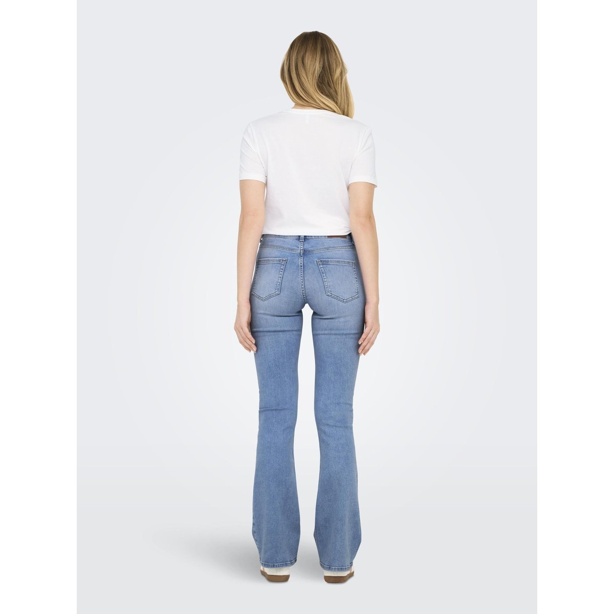 Jean flared ONLBLUSH Taille moyenne Flared Fit Jeans special bright blue denim, ONLY