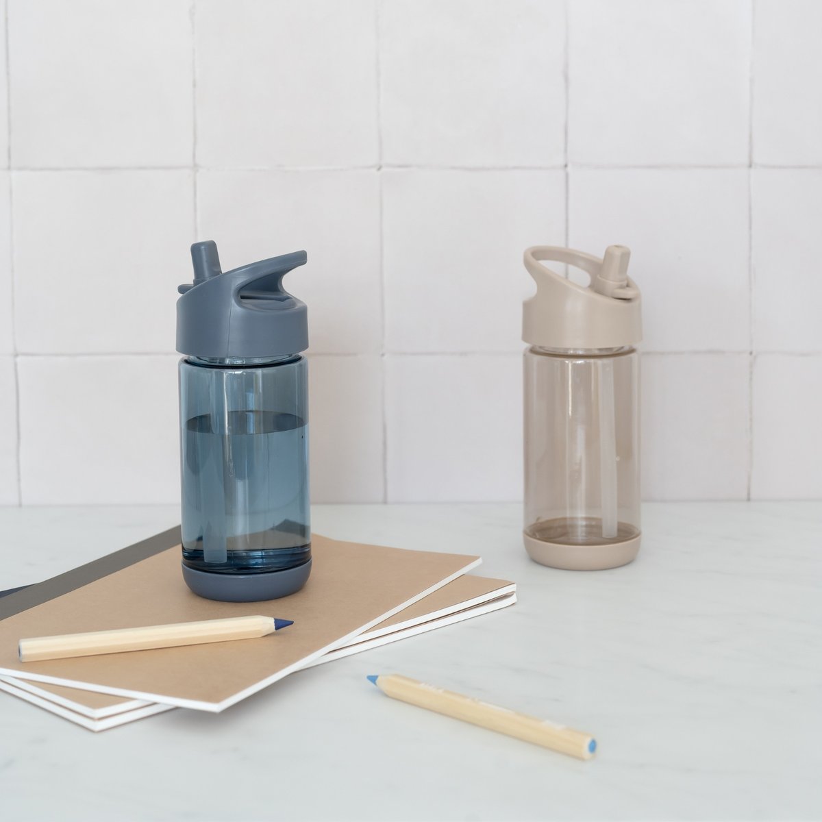 Gourde en plastique recyclé beige, 3 SPROUTS