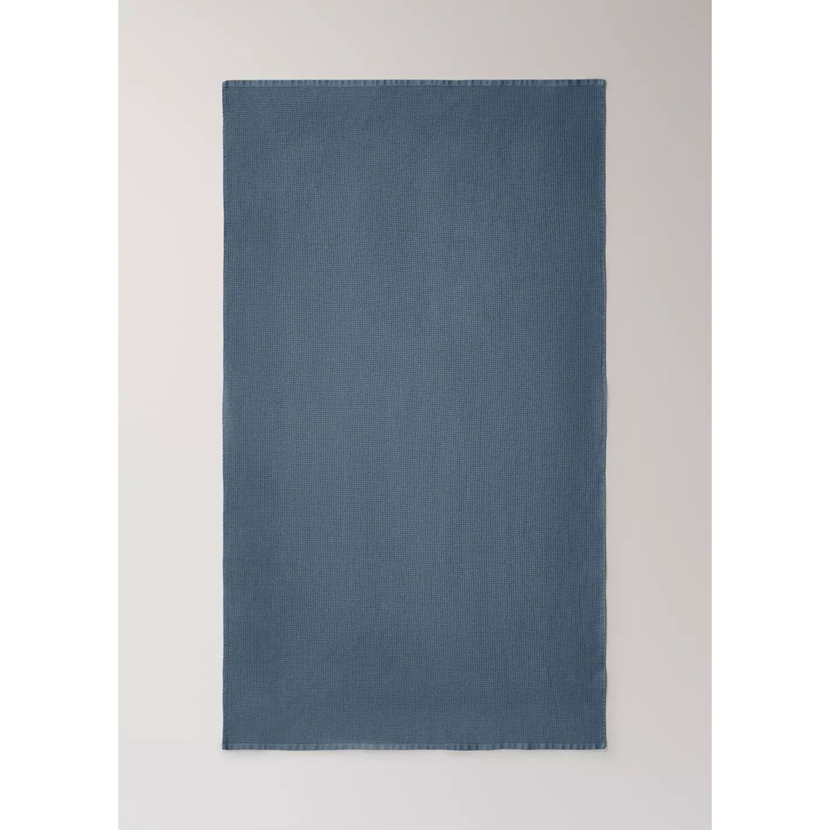Drap de bain en coton réversible bleu indigo, MANGO HOME